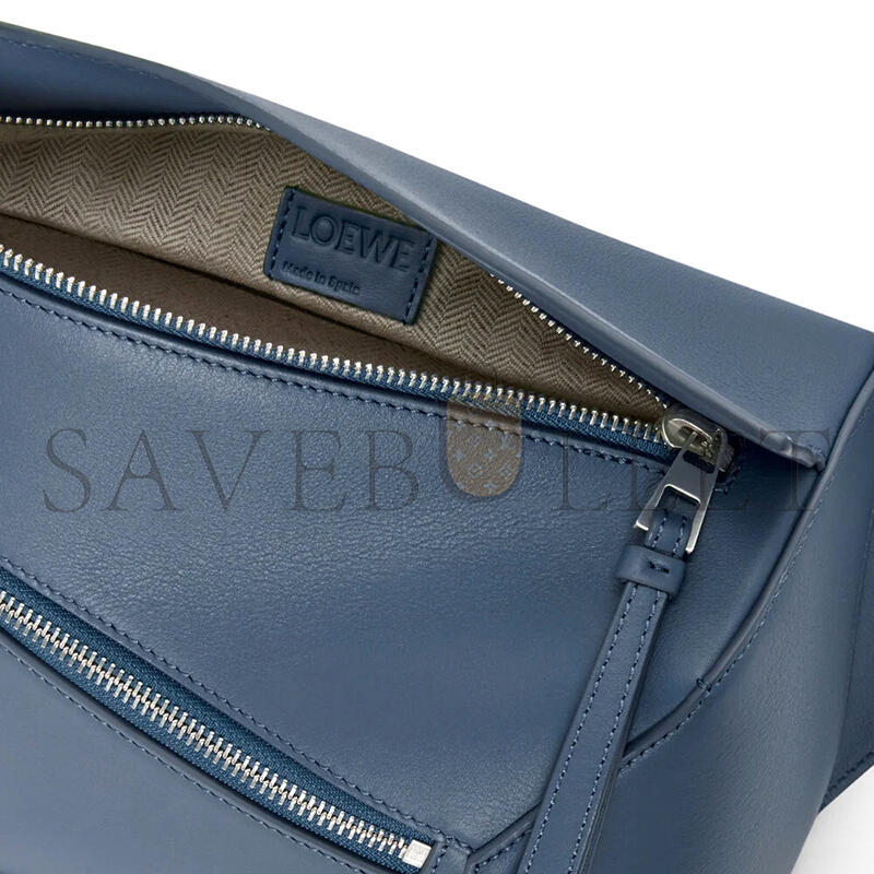LOEWE SMALL PUZZLE EDGE BUMBAG IN CLASSIC CALFSKIN B510SEBX02 (24*16*10.5cm)